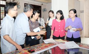 ​Giữ hoạt động văn hóa lành mạnh