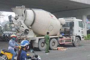 ​Va chạm với xe bồn, 1 người tử vong