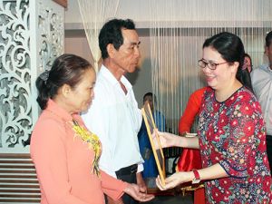 Nỗ lực xây dựng gia đình “5 không, 3 sạch”