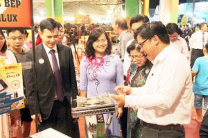 ​Người Việt Nam ưu tiên dùng hàng Việt Nam: Xây dựng tiêu chuẩn chất lượng cho hàng Việt