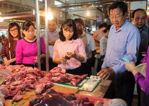 Giám sát việc thực hiện công tác vệ sinh an toàn thực phẩm