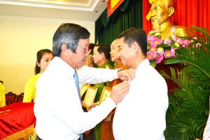 ​Kỷ niệm 88 năm Ngày truyền thống công tác Dân vận của Đảng (15-10): Thực hiện công tác dân vận theo tư tưởng Hồ Chí Minh