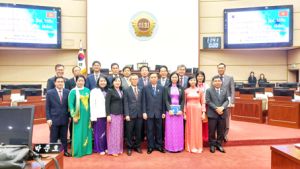 ​Đoàn đại biểu HĐND tỉnh thăm nghị viện Gyeongnam (Hàn Quốc)