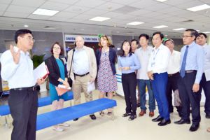 Đoàn Vương quốc Anh tìm hiểu mô hình hoạt động Trung tâm Hành chính công tỉnh Đồng Nai