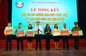 Nhiều hoạt động thiết thực nhân “Ngày Pháp luật”