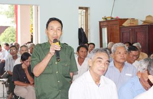 ​Nhân dân góp ý xây dựng Đảng...