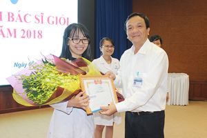​Bác sĩ Huỳnh Thị Ngọc Duyên đoạt giải nhất hội thi Bác sĩ giỏi