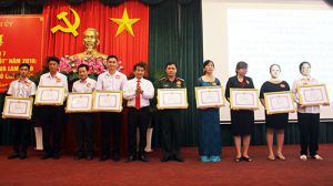 Tuyên dương “Người tốt, việc tốt” và điển hình học tập, làm theo Bác
