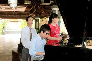 Nỗ lực vươn lên bằng nghị lực sống…