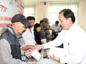 ​Chung tay hỗ trợ người nghèo đón tết