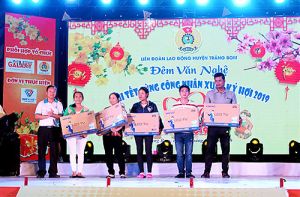 Ấm áp nghĩa tình Công đoàn…