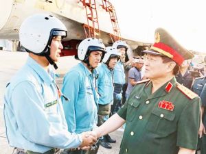 Kiểm tra công tác xử lý dioxin tại Sân bay Biên Hòa