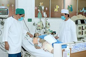 Thầy thuốc và những cống hiến thầm lặng