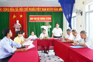 ​Đưa người không đủ tư cách ra khỏi Đảng
