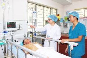 ​“Thủ lĩnh” của những ca mổ tim hở