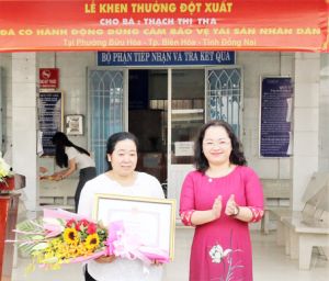 ​Khen đúng người nhân thêm việc tốt