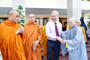 ​Phát huy vai trò tôn giáo trong xây dựng đất nước