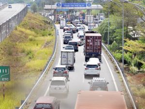 ​Nguy cơ mất an toàn trên đường cao tốc TP. Hồ Chí Minh - Long Thành - Dầu Giây