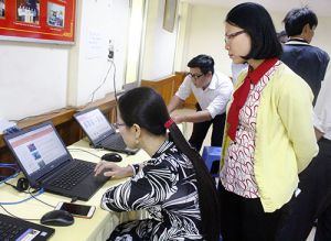 Đẩy mạnh phát triển thương mại điện tử