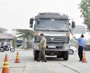 ​Tiếp tục siết chặt xử lý xe chở quá tải