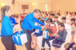 Tiếp tục đổi mới công tác Đội trong trường học