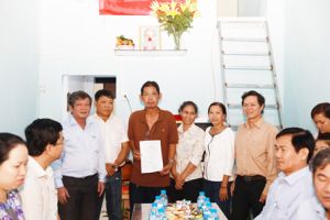 ​Học Bác chăm lo cho dân: Để không ai bị bỏ lại phía sau