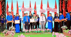 Hoạt động kỷ niệm 129 năm ngày sinh Chủ tịch Hồ Chí Minh