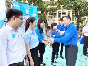 Khai mạc Hè tình nguyện - vì đàn em thân yêu