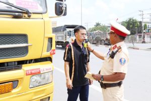 Ngăn chặn tai nạn giao thông do rượu, bia: Nói không với rượu, bia khi lái xe