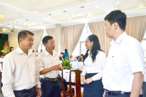 ​Mua và đọc báo, tạp chí của Đảng