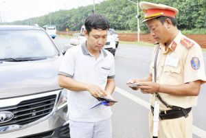 ​Nỗi lo trên những tuyến đường