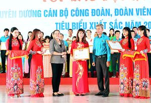 Huyện Nhơn Trạch: Gỡ “nút thắt” phát triển Đảng trong doanh nghiệp