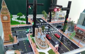 Dạy trẻ tham gia giao thông an toàn qua mô hình động