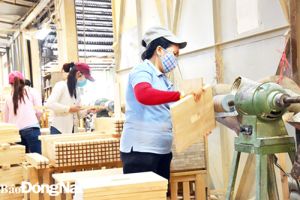 Phê duyệt đề cương xây dựng đề án sản xuất, chế biến lâm sản bền vững