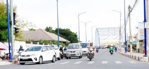 ​Chuyển hướng đầu tư công, khơi thông nhiều dự án