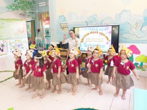 ​Để không lạm thu tiền trường