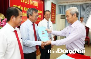Triển khai các quyết định của Ban Bí thư về công tác cán bộ