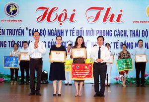 Hội thi Cán bộ ngành Y tế đổi mới phong cách, thái độ phục vụ: BVĐK Đồng Nai đoạt giải nhất