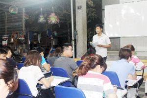 Khi doanh nghiệp hỗ trợ công nhân học ngoại ngữ