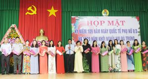 ​Nhiều chính sách chăm lo cho lao động nữ