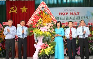 ​Thiết thực, ý nghĩa các hoạt động kỷ niệm Ngày Nhà giáo Việt Nam (20-11)