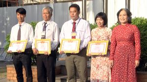 ​Khen thưởng các cá nhân phát hiện, tố giác tội phạm và bảo vệ tài sản nhà nước