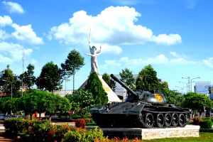 Tự hào truyền thống vươn lên xây dựng TP. Long Khánh giàu mạnh văn minh