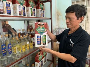 Về Bến Gỗ thưởng thức hương rượu nồng