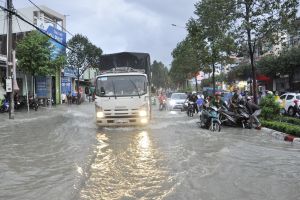 TP.Biên Hòa “căng mình” chống ngập