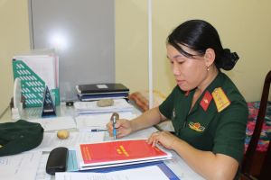 Chủ tịch Hội Phụ nữ với “Bát nước thao trường”