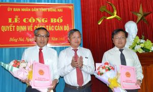 Công bố các quyết định về công tác cán bộ