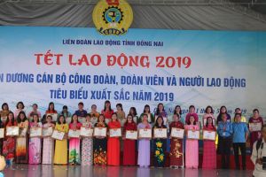 Phát huy vai trò, vị trí của phụ nữ trong xã hội