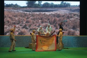 Làm mới đề tài lịch sử