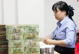 Huy động vốn của các tổ chức tín dụng đạt hơn 215 ngàn tỷ đồng